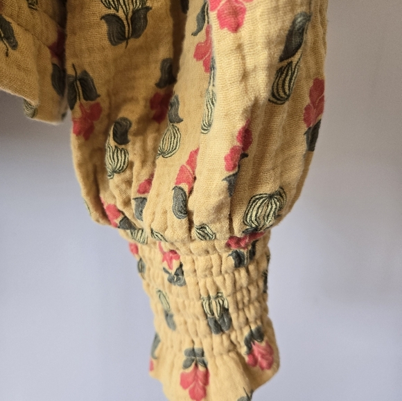 Porridge Anthropologie Elizabeth Floral Yellow Peasant Blouse. Size XS - Picture 10 of 14